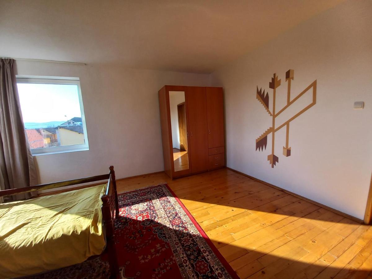 Casa Zora Appartamento Alba Iulia Esterno foto
